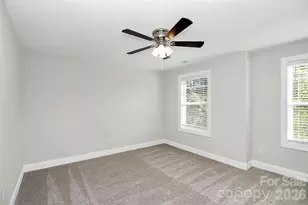 2595 Henry Falls Dr, Hickory, NC 28602 - Photo 29