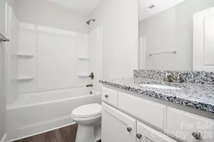 2595 Henry Falls Dr, Hickory, NC 28602 - Photo 31