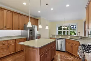 959 Silverglen Wy, Hendersonville, NC 28792 - Photo 11