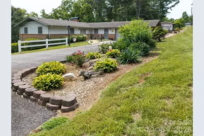 2234 Kool Park Road NE, Hickory, NC 28601 - Photo 3