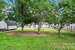 1600 Teddington Dr, Charlotte, NC 28214 - Photo 25