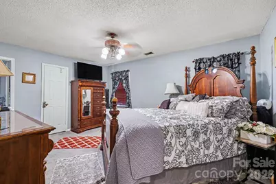 1600 Teddington Drive, Charlotte, NC 28214 - Photo 17