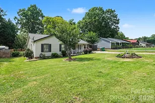 1600 Teddington Dr, Charlotte, NC 28214 - Photo 7
