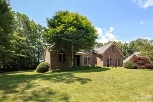 70 Ashley Woods Dr, Arden, NC 28704 - Photo 3