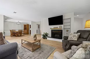 2 5 Oaks Ln, Lake Wylie, SC 29710 - Photo 7