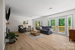 2 5 Oaks Ln, Lake Wylie, SC 29710 - Photo 5