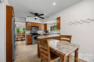 2 5 Oaks Ln, Lake Wylie, SC 29710 - Photo 11