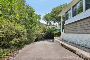 23 Tuskeegee St, Asheville, NC 28801 - Photo 41