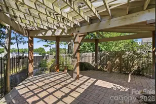 2740 Bramble Ridge Ct, Charlotte, NC 28215 - Photo 43