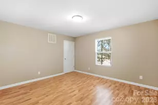 2740 Bramble Ridge Ct, Charlotte, NC 28215 - Photo 33