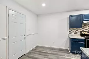 5333 Esther Ln, Charlotte, NC 28214 - Photo 11