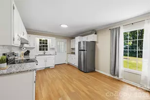 5381 Woodside Dr, Rock Hill, SC 29732 - Photo 9