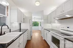 1070 Peachtree Ln, Fort Mill, SC 29715 - Photo 13