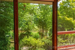 847 N Lakeside Dr, Hendersonville, NC 28739 - Photo 19