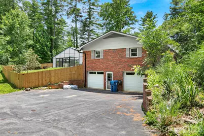 138 Surry Lane, Hendersonville, NC 28791 - Photo 29