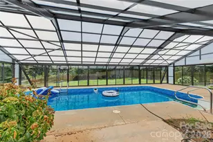 138 Surry Ln, Hendersonville, NC 28791 - Photo 23