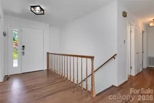 138 Surry Ln, Hendersonville, NC 28791 - Photo 3