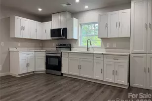 803 Gordon St, Monroe, NC 28112 - Photo 11