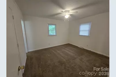 609 Hawthorn Avenue, Albemarle, NC 28001 - Photo 11