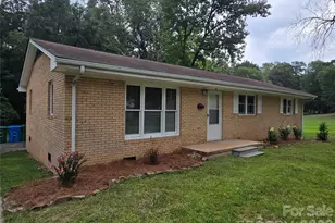 609 Hawthorn Ave, Albemarle, NC 28001 - Photo 1