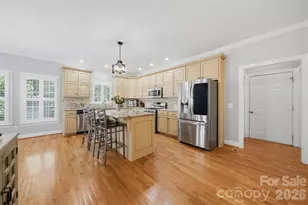1753 30th Ave Dr NE, Hickory, NC 28601 - Photo 15