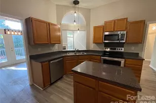 8307 Belstead Brook Ct, Charlotte, NC 28216 - Photo 13
