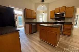8307 Belstead Brook Ct, Charlotte, NC 28216 - Photo 9