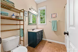 64 Wyoming Rd, Asheville, NC 28803 - Photo 15
