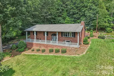 57 Chateau Place, Waynesville, NC 28786 - Photo 1