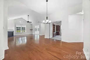 274 Lone Oak Cir, Rock Hill, SC 29732 - Photo 7