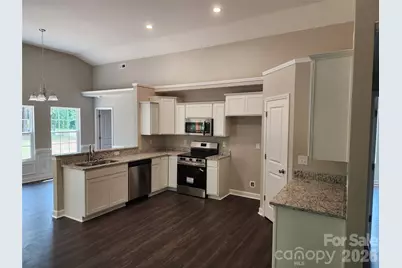 5900 Flamingo Drive #4, Conover, NC 28613 - Photo 11