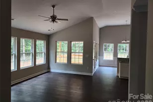 5900 Flamingo Dr, Conover, NC 28613 - Photo 9