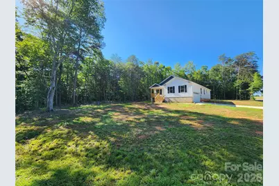 5900 Flamingo Drive #4, Conover, NC 28613 - Photo 3