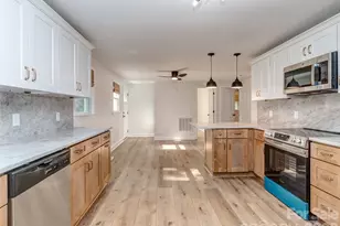 408 S Jackson Ave, Waxhaw, NC 28173 - Photo 5