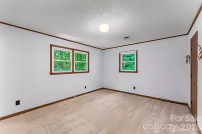 32 Swanns View Drive, Marion, NC 28752 - Photo 17