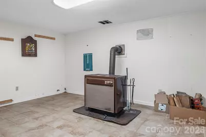 32 Swanns View Drive, Marion, NC 28752 - Photo 23