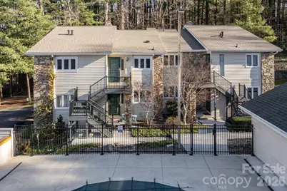 321 Britton Creek Drive, Hendersonville, NC 28791 - Photo 19