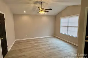 1918 W 5th Ave, Gastonia, NC 28052 - Photo 3