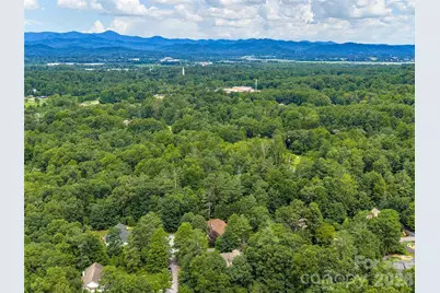 104 Arrowood Lane, Hendersonville, NC 28791 - Photo 35