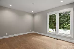 104 Arrowood Ln, Hendersonville, NC 28791 - Photo 25