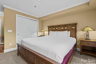 310 Bowling Park Rd, Asheville, NC 28803 - Photo 17