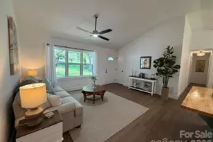 170 Clifton Ave, Bryson City, NC 28713 - Photo 3