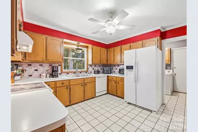 3158 Florida Drive, Hendersonville, NC 28792 - Photo 13