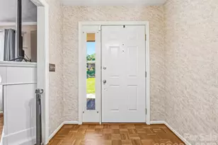 3158 Florida Dr, Hendersonville, NC 28792 - Photo 5