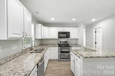 7413 Tupelo Lane, Charlotte, NC 28269 - Photo 15