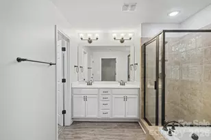 7413 Tupelo Ln, Charlotte, NC 28269 - Photo 23