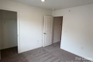 2029 Oakdale Rd, Charlotte, NC 28216 - Photo 7