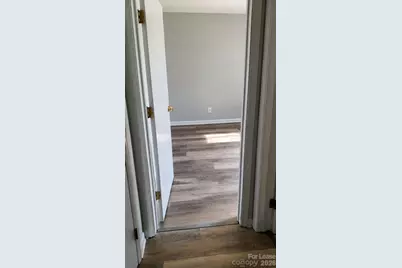 2557 Stockbridge Drive #B, Charlotte, NC 28210 - Photo 13