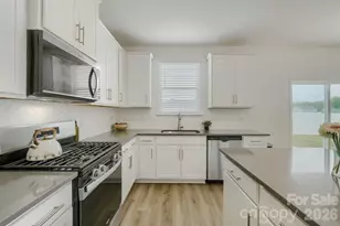3244 Maya Ln, Midland, NC 28107 - Photo 5