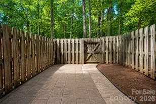 1231 Scaleybark Rd, Charlotte, NC 28209 - Photo 27
